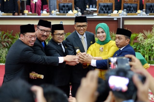 Andi Ina Kartika Sari Resmi jabat Ketua DPRD Sulsel, (Makassar Indeks).