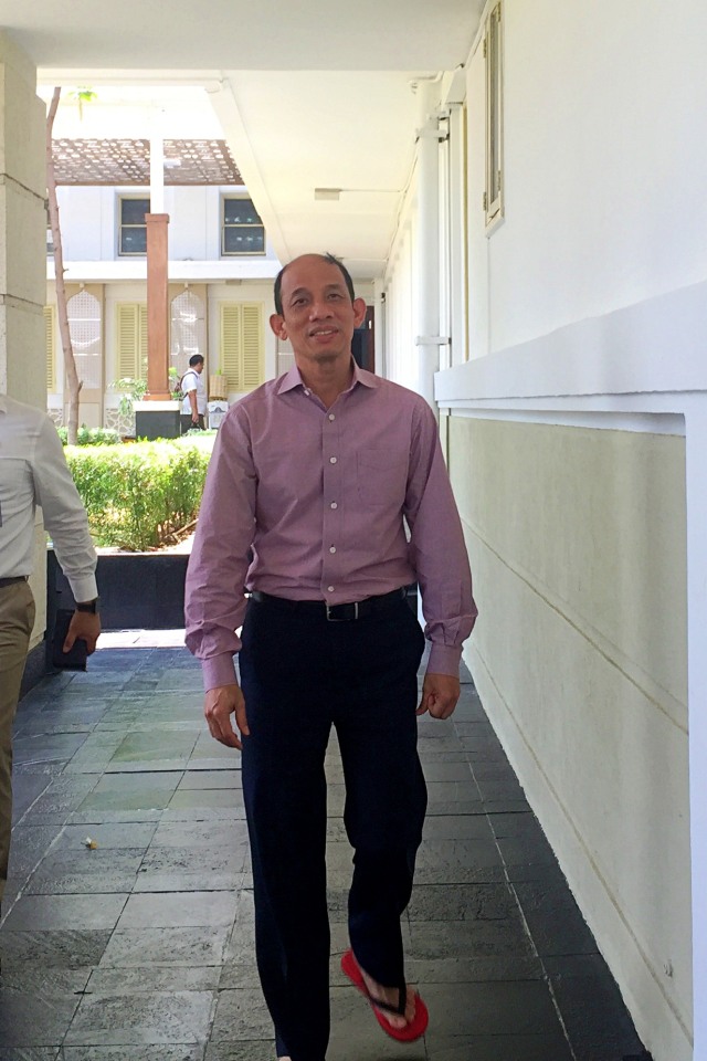 Mantan Wakil Menteri ESDM, Arcandra Tahar terlihat di Kementerian ESDM, Selasa (22/10/2019). Foto: Ema Fitriyani/kumparan