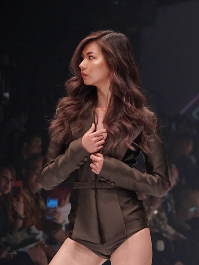 L'OREAL PROFESSIONNEL "Colour Trophy" featuring 12 Finalists and Rinda Salmun di Jakarta Fashion Week 2020. Foto: Fanny Kusumawardhani/kumparan