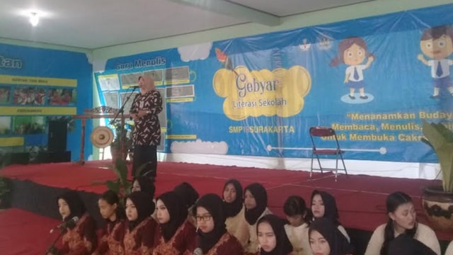Kepala Dinas Pendidikan, Etty Retnowati saat memberikan sambutan. (Weni S)