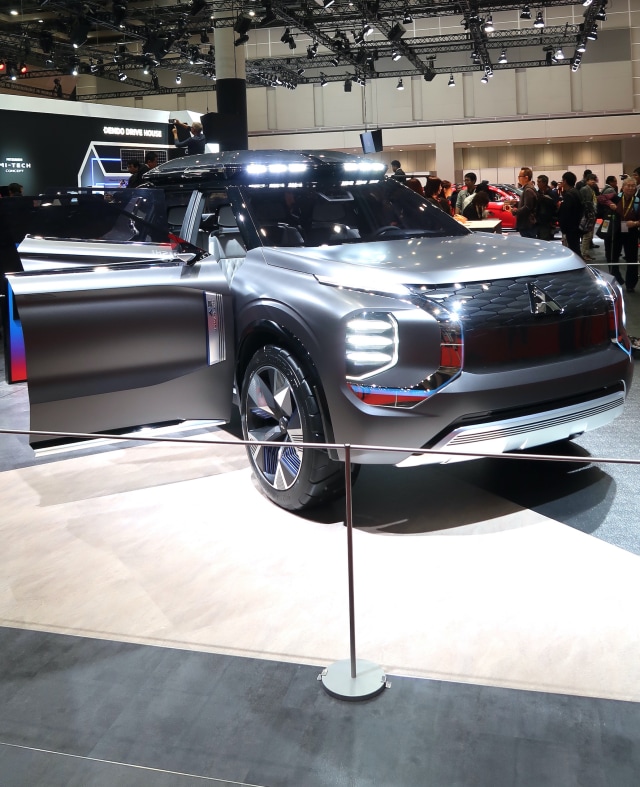 Mitsubishi Engelberg Tourer  Foto: Gesit Prayogi