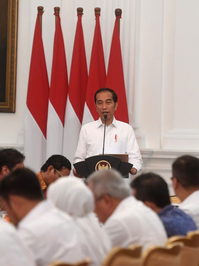 Presiden Joko Widodo saat memimpin sidang kabinet paripurna di Istana Merdeka, Jakarta, Kamis (24/10/2019).  Foto: ANTARA FOTO/Akbar Nugroho Gumay