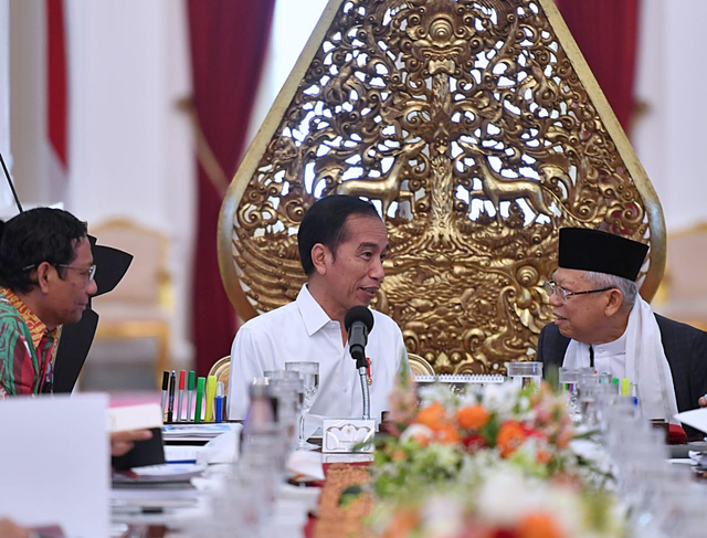 Presiden Joko Widodo dan Wakil Presiden Ma'ruf Amin saat sidang kabinet paripurna perdana di Istana Merdeka, Jakarta, Kamis (24/10/2019). Foto: Dok. Rusman-Biro Pers Sekretariat Presiden