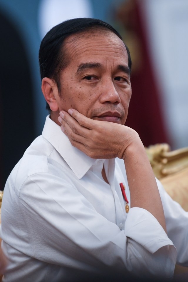 Presiden Joko Widodo saat berdialog dengan wartawan kepresidenan di Istana Merdeka, Jakarta, Kamis (24/10/2019). Foto: ANTARA FOTO/Wahyu Putro A