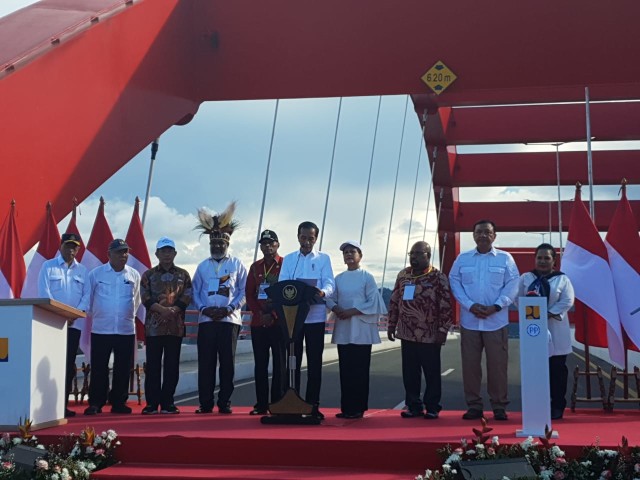 Peresmian Jembatan Youtefa di Kota jayapura. (BumiPapua.com/Qadri Pratiwi)