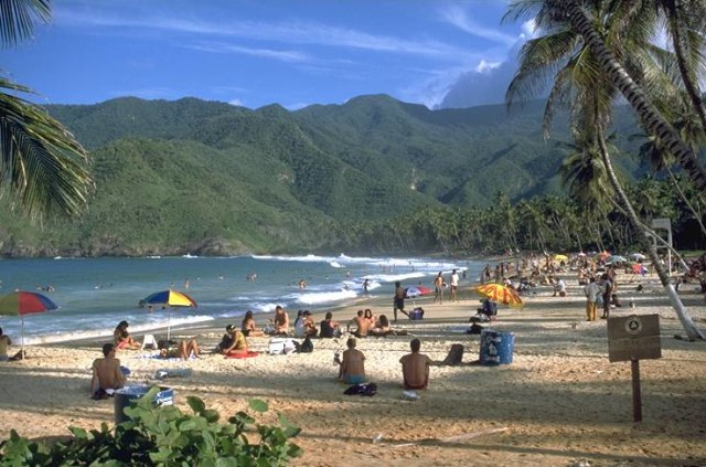 Pantai Choroni (www.wikipedia.org)