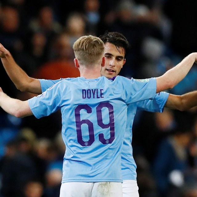 Tommy Doyle di laga Manchester City vs Southampton. Foto: Reuters/Jason Cairnduff 
