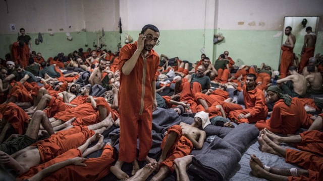 Suasana penjara ISIS di Kota Hasakeh, Suriah. Foto: AFP/FADEL SENNA
