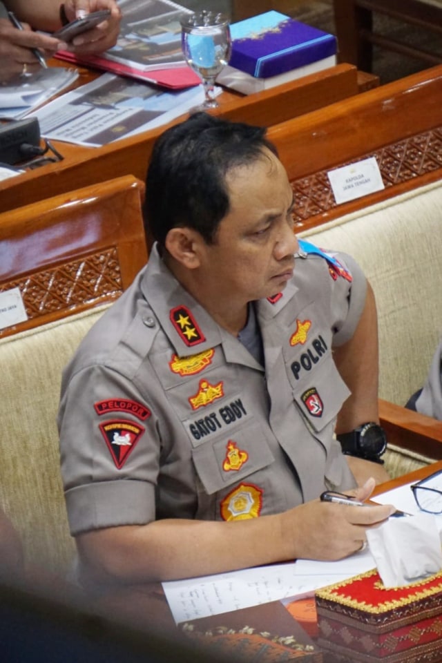 Kapolda Metro Jaya Irjen Pol Gatot Eddy Pramono di ruang rapat Komisi III DPR, Senayan, Jakarta.  Foto: Fanny Kusumawardhani/kumparan 
