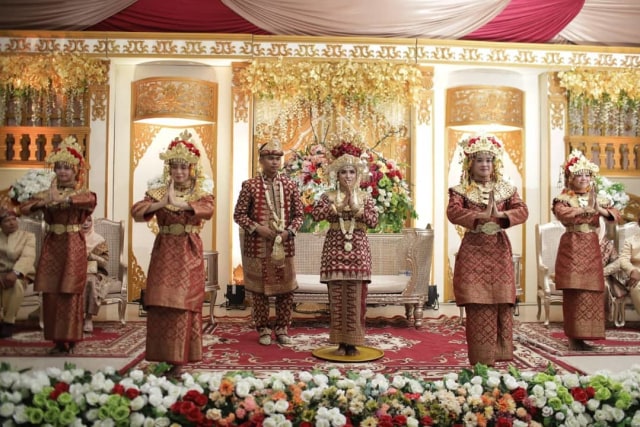 Tari Pagar Pengantin. Foto. Instagram @sanggar_mnh_palembag