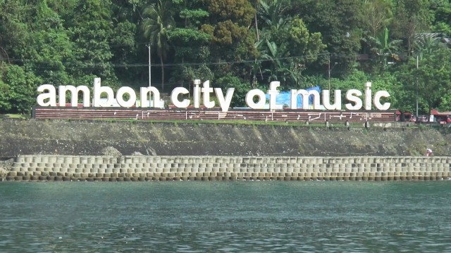 Monumen Ambon City of Music di kawasan Hative Besar, Kecamatan Teluk Ambon (Foto: Dok. ambonnesia)