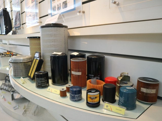 Ilustrasi komponen otomotif. Foto: Ghulam Muhammad Nayazri / kumparan