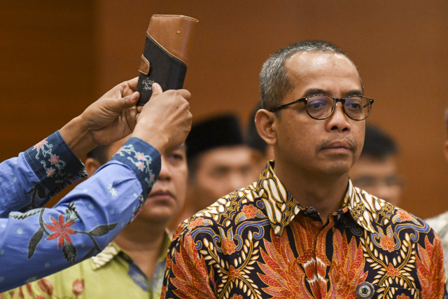 Sumpah jabatan Direktur Jenderal (Dirjen) Pajak yang baru Suryo Utomo di Kementerian Keuangan Jakarta, Jumat (1/11/2019) Foto: Antara Foto/Nova Wahyudi