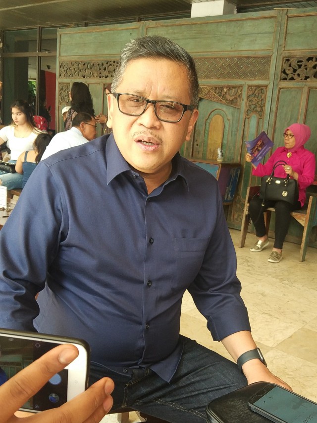 Sekjen PDIP Hasto Kristiyanto di TIM, Menteng, Jakarta Pusat. Foto:  Adhim Mugni Mubaroq/kumparan 