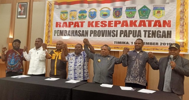 Rapat kesepakatan pembentukan Provinsi Papua Tengah. (Dok: istimewa)