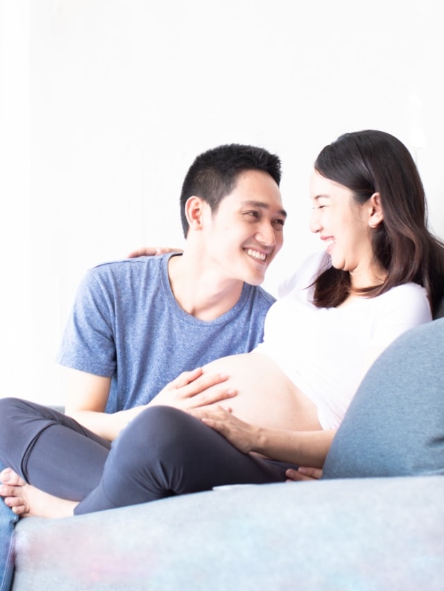 ibu hamil dan calon ayah. Foto: Shutterstock