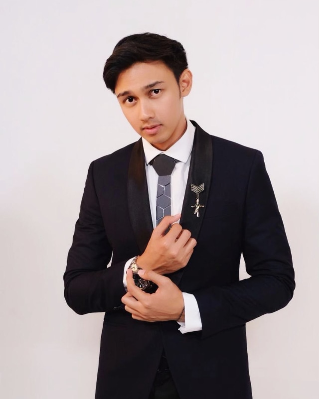 Pesinetron Caesar Hito. Foto: Instagram: @hitocaesar.