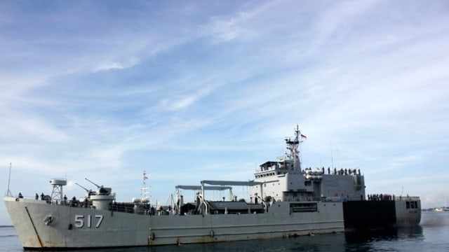 KRI Teluk Ende. Foto: ANTARA FOTO/Olha Mulalinda