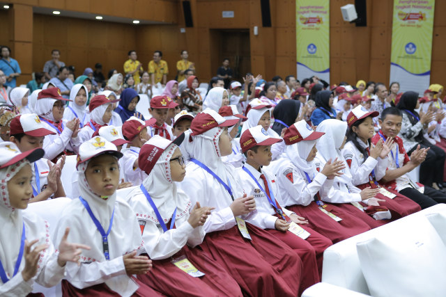 Anak-anak SD Peserta DANCOW Kreasi Anak Indonesia Foto: DANCOW FortiGro