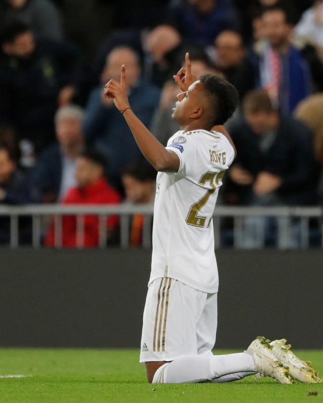 Pemain Real Madrid merayakan gol. Foto: REUTERS/Susana Vera