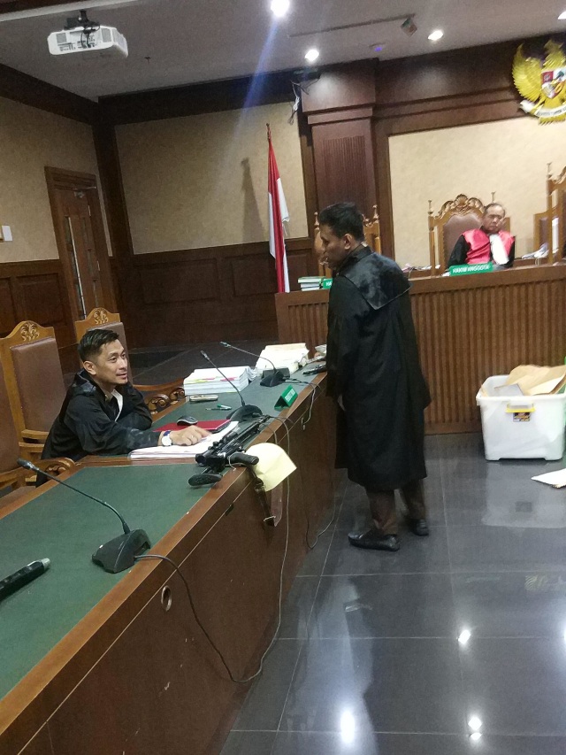 Sidang kasus dugaan senjata ilegal dengan terdakwa Habil Marati di Pengadilan Negeri Jakarta Pusat.  Foto: Adhim Mugni Mubaroq/kumparan 