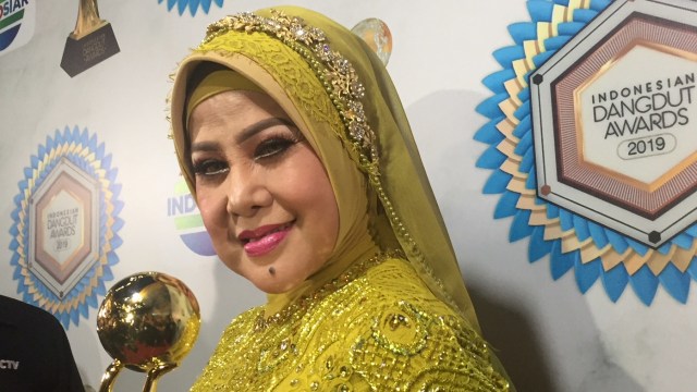 Elvy Sukaesih. Foto: Giovanni/kumparan