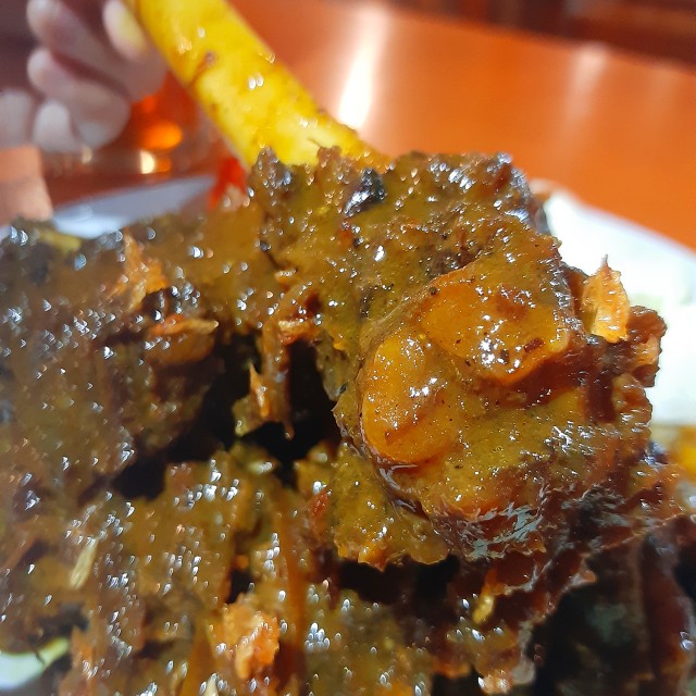 Tengkleng Gajah Goreng, Tengkleng Gajah Bandung. Foto: @ourfoodiaries