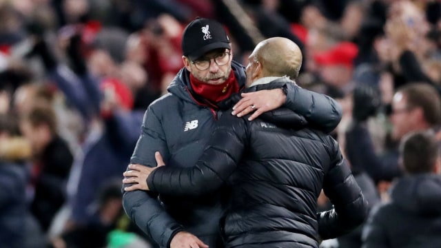 Jurgen Klopp dan Pep Guardiola. Foto: Carl Recine/REUTERS