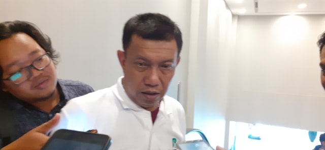 Wali Kota Yogyakarta, Haryadi Suyuti, saat berikan keterangan pada awak media, Senin (11/11/2019). Foto: erl.