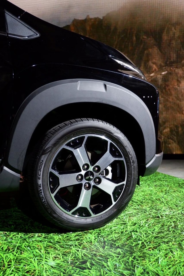 Desain velg dan over fender Xpander Cross Foto: Aditya Pratama Niagara/kumparan