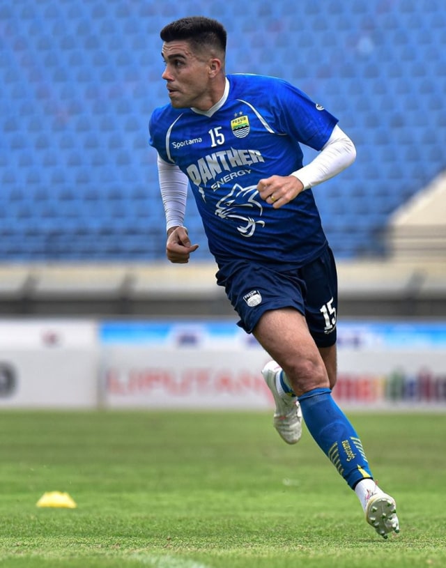 Fabiano Rosa Beltrame berlatih bersama Persib Bandung. Foto: Instagram/Fabiano Rosa Beltrame