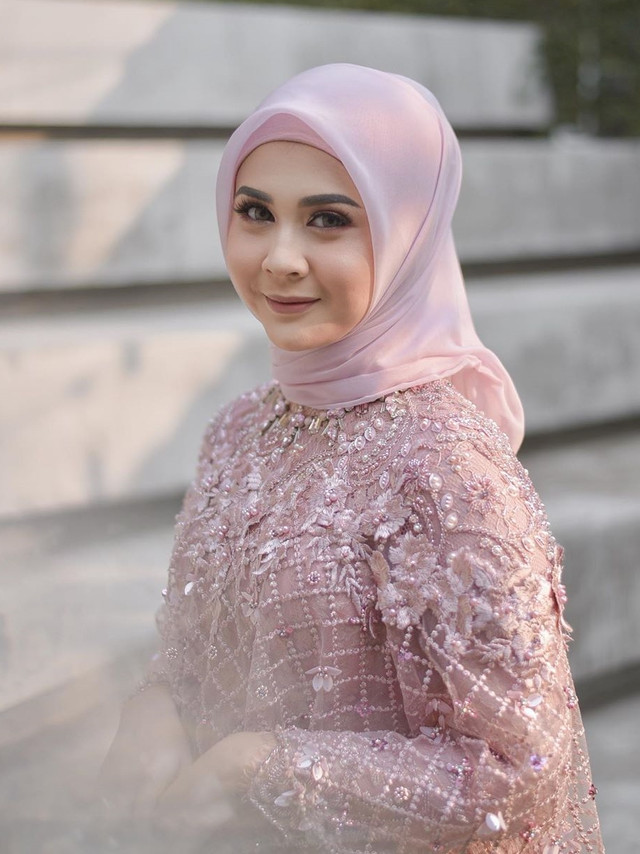 Kesha Ratuliu rilis single baru. Foto: Instagram/@kesharatuliu05