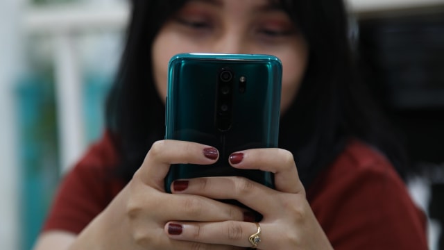 Ilustrasi smartphone. Foto: Aditia Noviansyah/kumparan