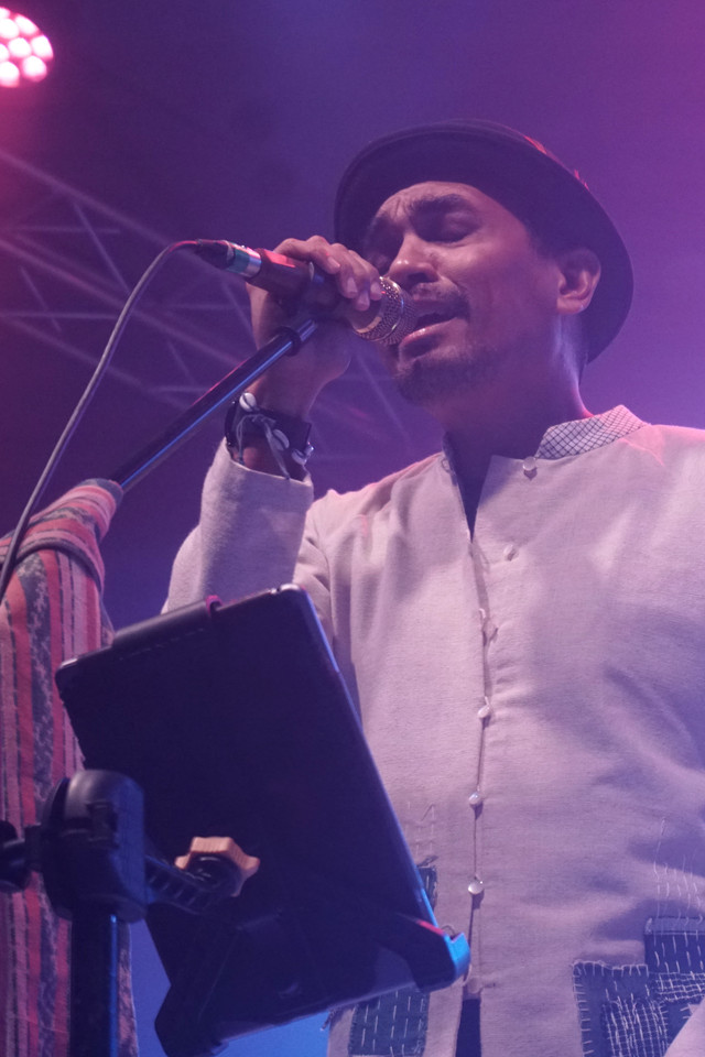 Glenn Fredly & Intimate Konser di M Bloc Live House, Jakarta, pada Kamis (14/11). Foto: Iqbal Firdaus/kumparan