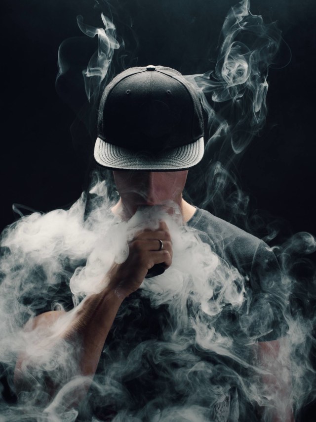 Ilustrasi Vape. Foto: Shutter Stock