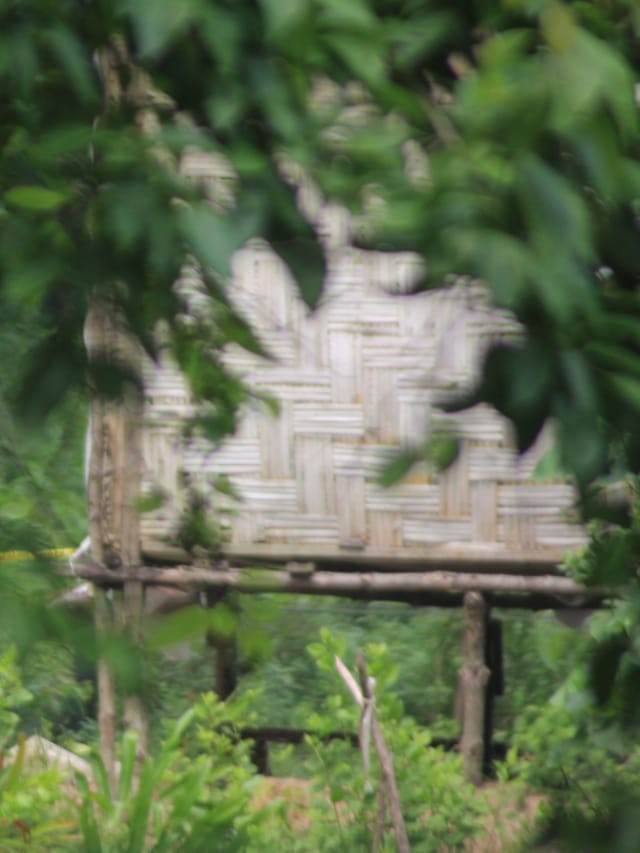 Gubuk yang diduga dijadikan tempat perakitan bom.
 Foto: Rahmat Utomo/kumparan