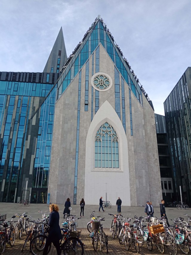 Paulinum memiliki ruang untuk memberikan pidato, memamerkan benda-benda dari Paulinekirche, ruang untuk memberikan informasi mengenai sains, dll. Foto: Daniel Chrisendo