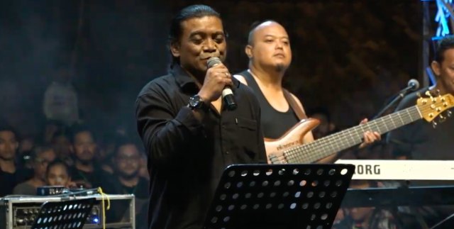 Didi Kempot saat membawakan sejumlah lagu andalannya di Ngayogjazz 2019, Sabtu (16/11/2019). Foto: Istimewa