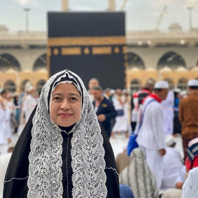 Ketua DPR Puan Maharani saat menjalankan ibadah Umroh. Foto: Instagram/@puanmaharaniri
