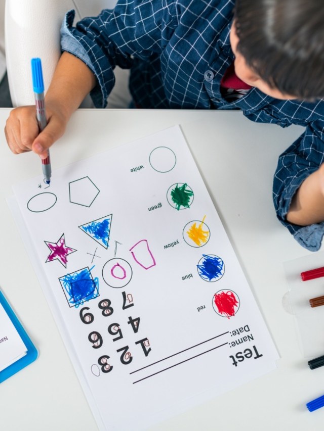 ilustrasi anak mengikuti psikotes sebelum masuk sekolah Foto: Shutterstock