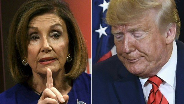 Ketua DPR AS Nancy Pelosi dan Presiden Donald Trump Foto: AFP/Saul Loeb/Andrew Cabellero