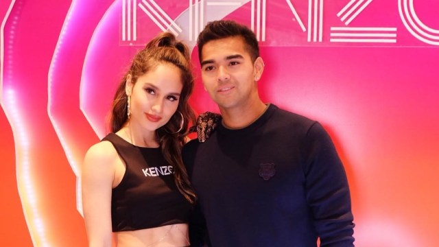 Cinta Laura dan Aero Aswar. Foto: Instagram/@plazaindonesia