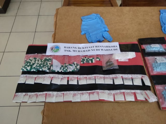 Barang bukti yang disita polisi (KAD)