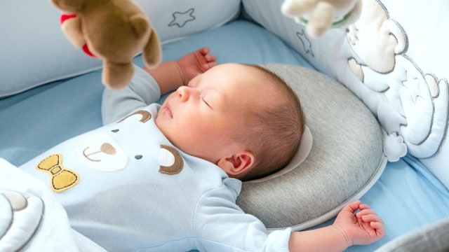Tips Cerdas Pilih Bantal untuk Bayi