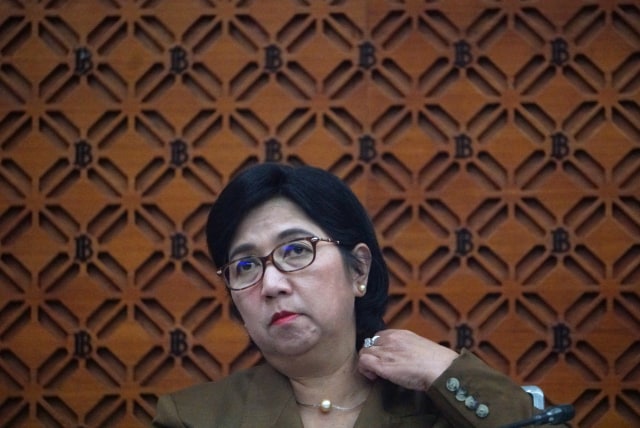 Deputi Gubernur Senior BI Destry Damayanti memberikan keterangan pers di Gedung Bank Indonesia, Jakarta, Kamis (21/11). Foto: Fanny Kusumawardhani/kumparan