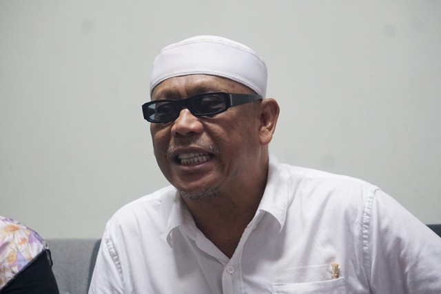 Ketua Dewan Pembina Eggi Sudjana memberikan keterangan pers di Kantor MUI, Jakarta. Foto: Fanny Kusumawardhani/kumparan