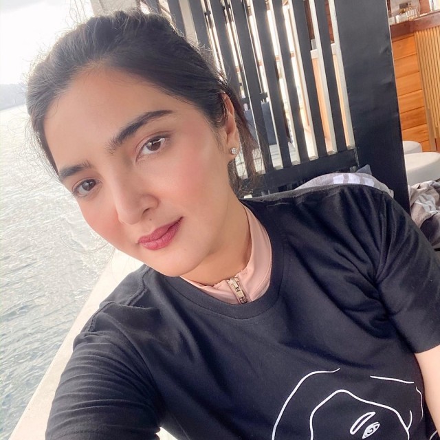 Semiz eshakda jinsiy aloqa