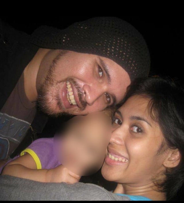 Karen Pooroe dan suaminya, Arya Satria Claproth. Foto: Dok. Karen Pooroe