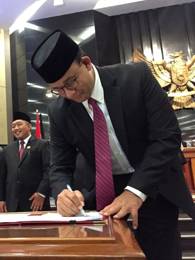 Gubernur DKI Jakarta Anies Baswedan saat Penandatanganan MoU KUA-PPAS APBD Provinsi DKI Jakarta Tahun Anggaran 2020. Foto: Andesta Herli WIjaya/kumparan
