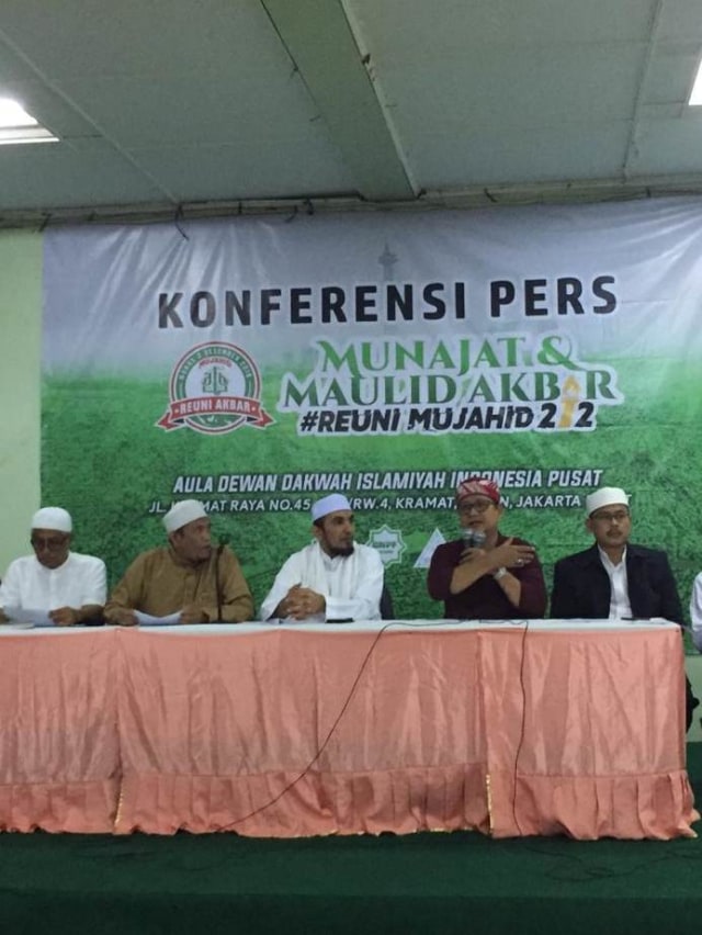 Konferensi pers persiapan reuni 212 di Monas. Foto: Muhammad Lutfan Darmawan/kumparan
